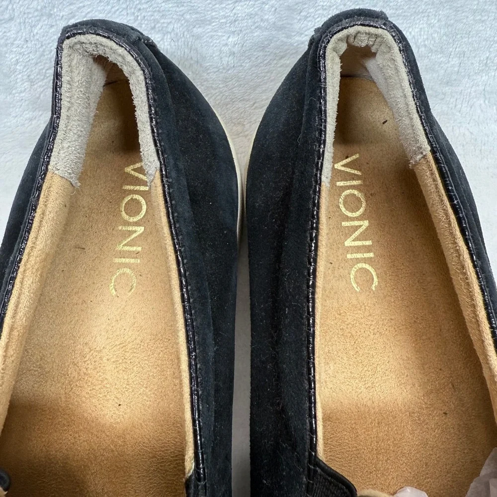 Vionic Snake Print Slip On‎ Sneakers Comfort Walking Shoes Size 7.5 READ